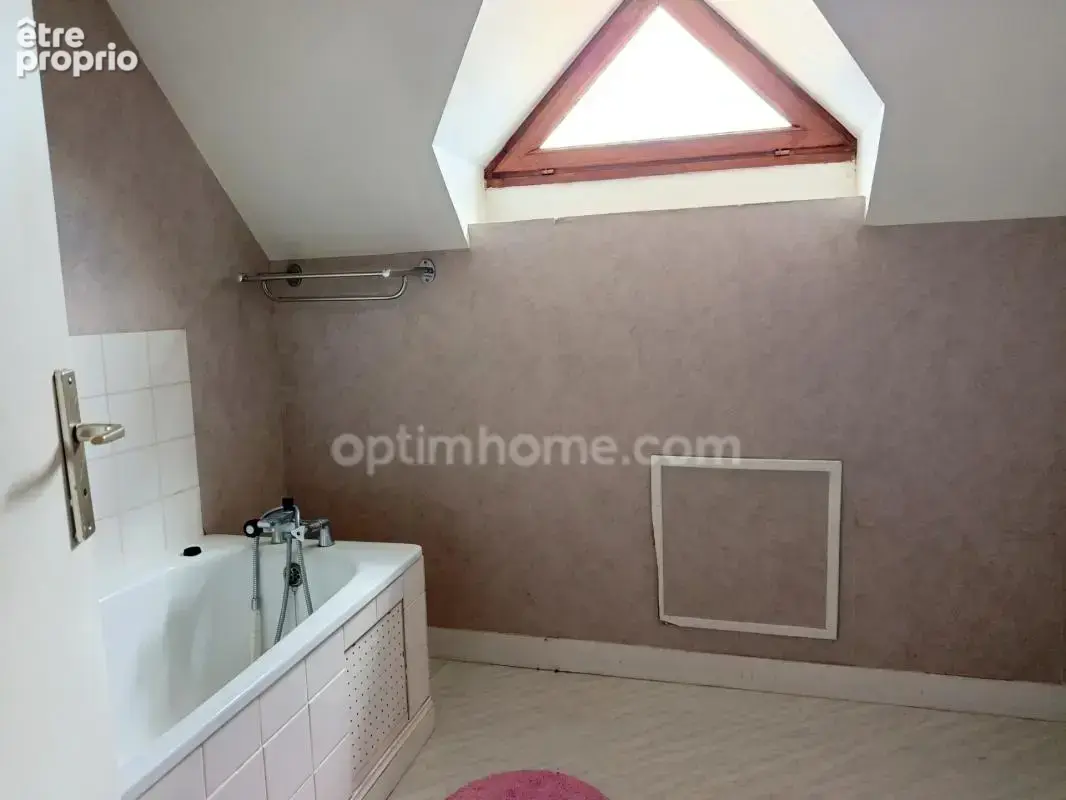 Maison plain-pied, 5 pièces, sous-sol, centre VILLERS BOCAGE (14310) - photo 13