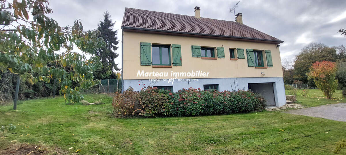 Maison à CHAPELLE-GUILLAUME