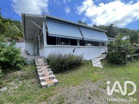Photo 1 - Maison à RIVIERE-PILOTE