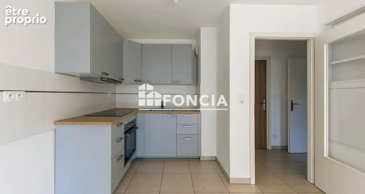 Exclusivite foncia - tres beau deux pieces avec terrasse de 14m2 - photo 8