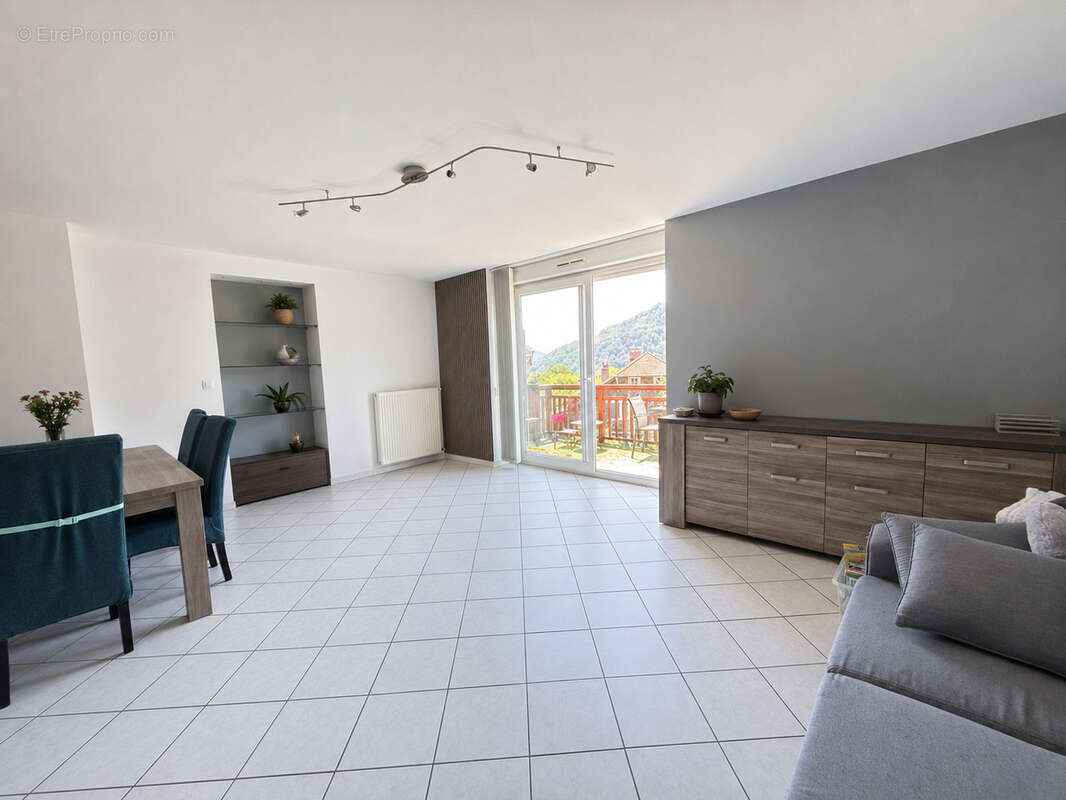 Appartement à UGINE