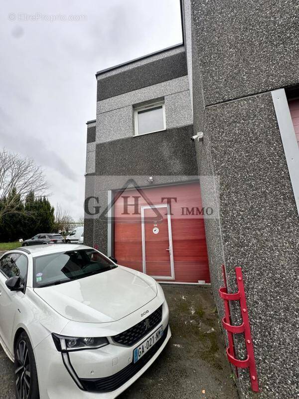 Commerce à BRIE-COMTE-ROBERT