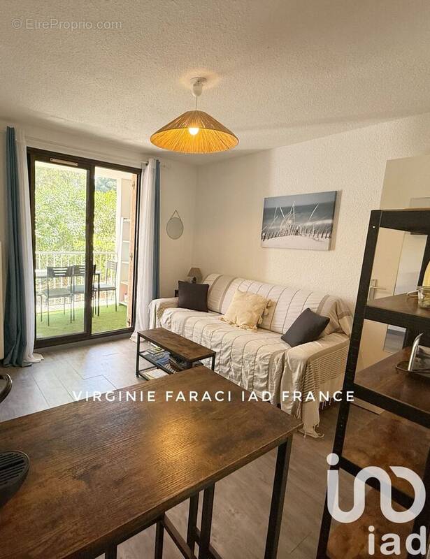 Photo 1 - Appartement à SIX-FOURS-LES-PLAGES