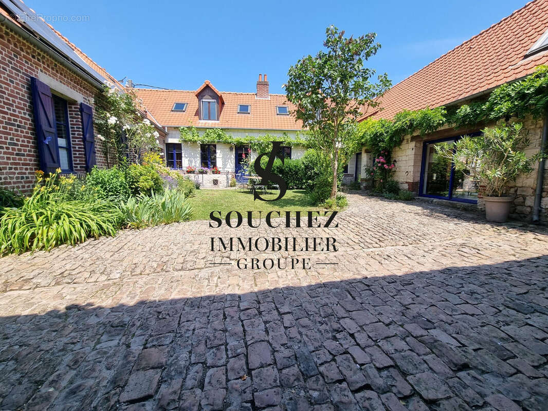 Maison à ACQ