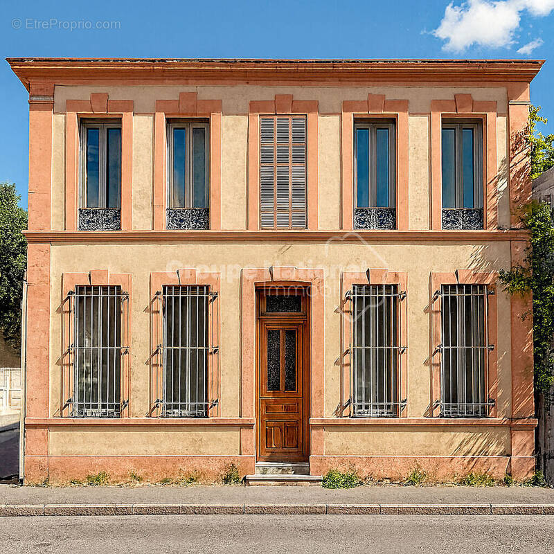 Appartement à SALON-DE-PROVENCE