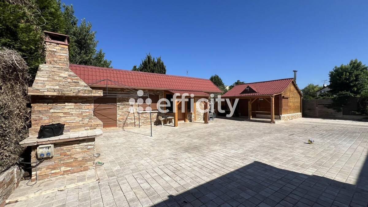 Maison à JUVISY-SUR-ORGE