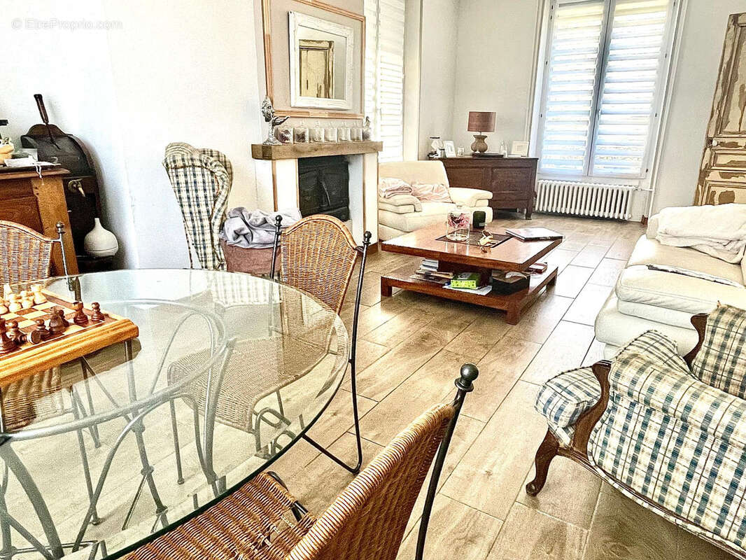 Maison à FAREMOUTIERS