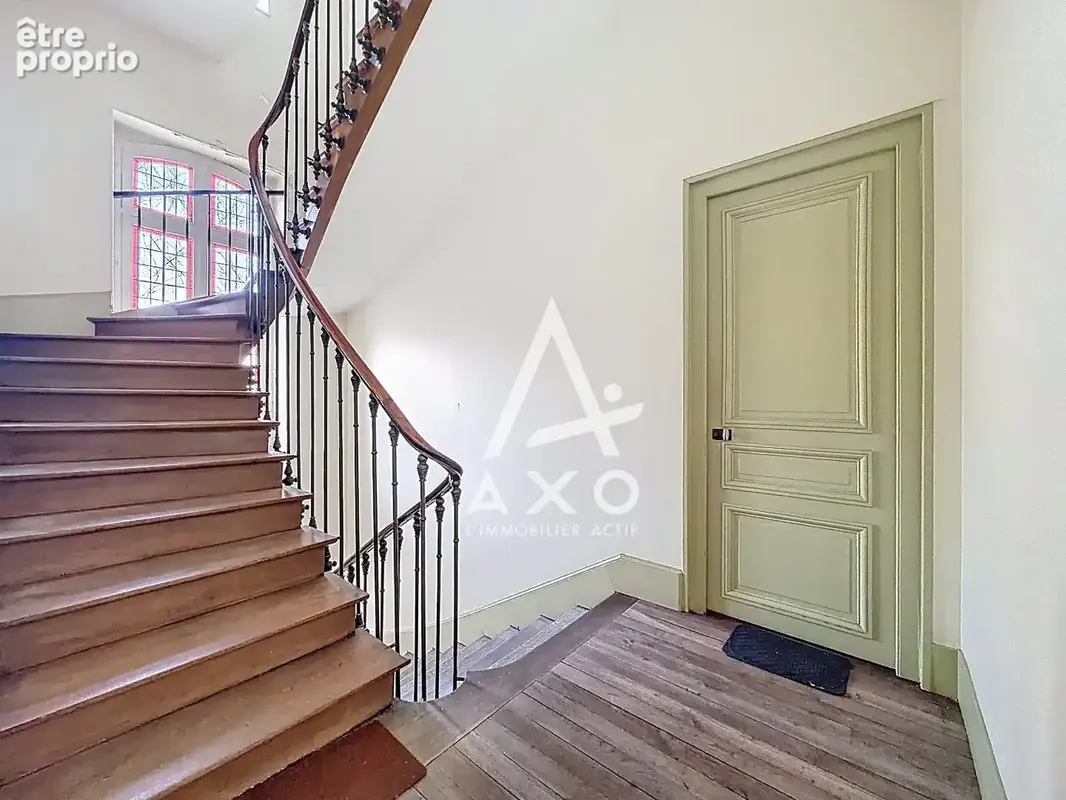 Ensemble immobilier situé en hypercentre - photo 16