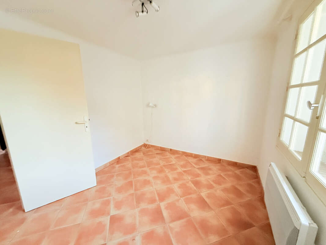 Maison à LE CASTELLET