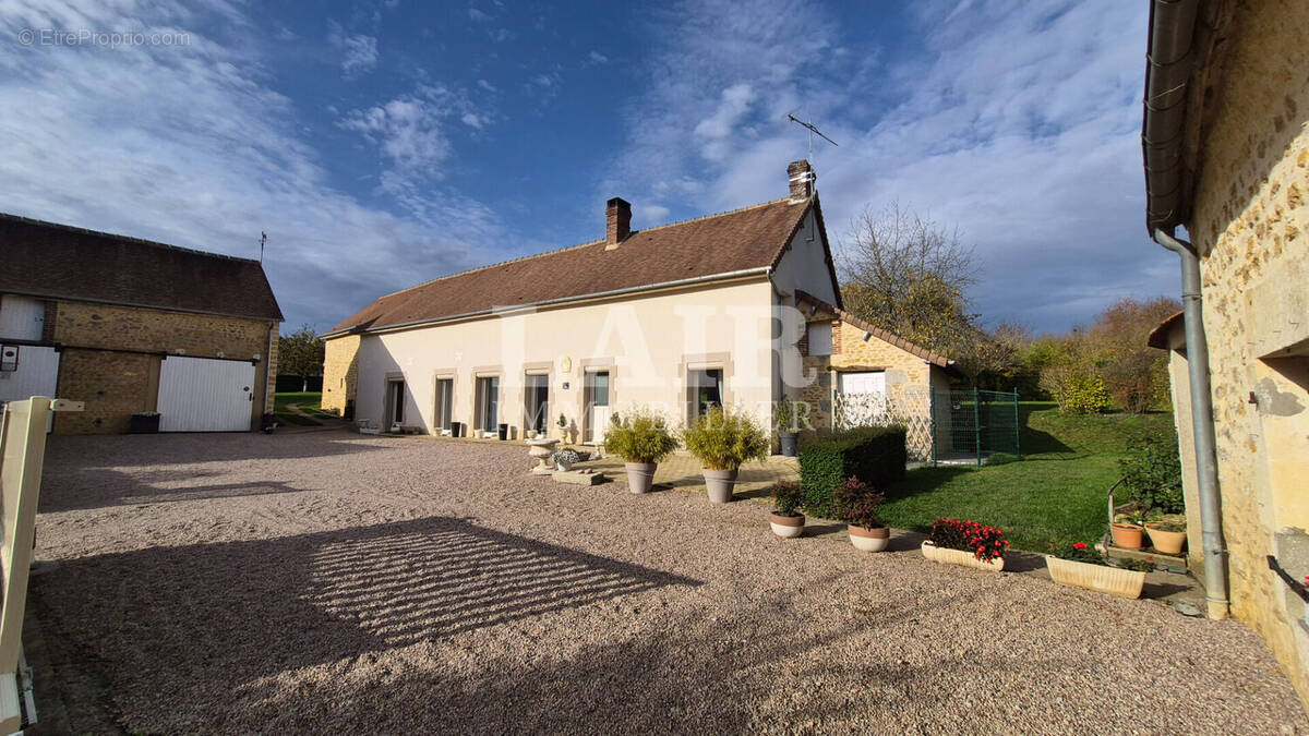 Maison à SEES