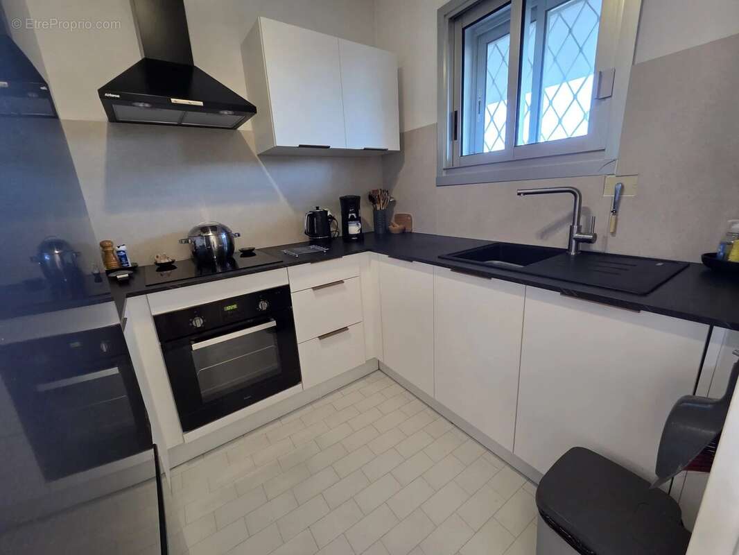 Appartement à VILLENEUVE-LOUBET