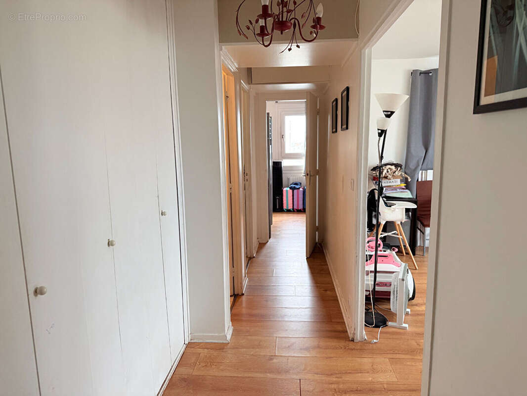 Appartement à PARIS-18E