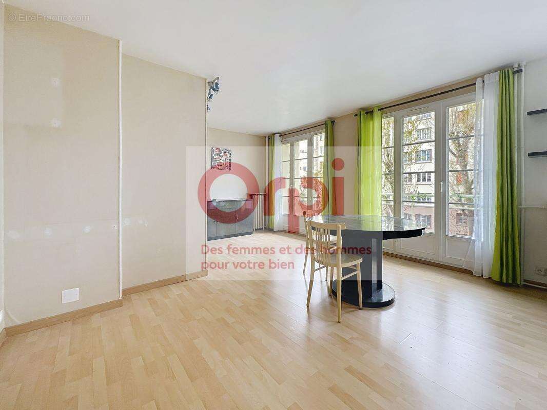 Appartement à ISSY-LES-MOULINEAUX