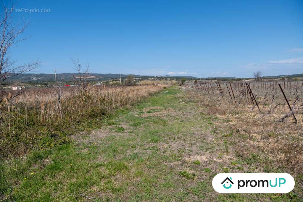 Terrain à PEYRIAC-DE-MER