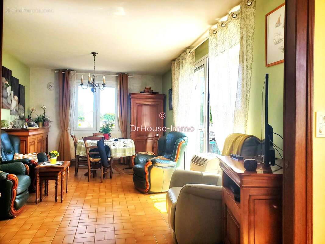 Maison 96 m² à Illiers-Combray  - photo 8