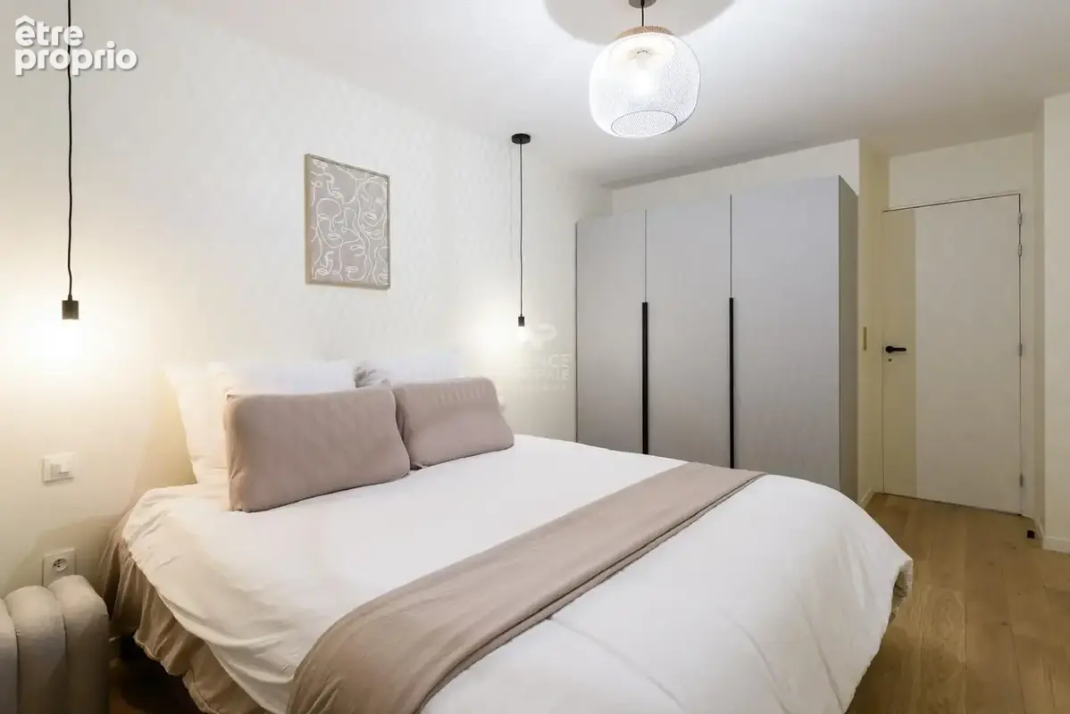 CHAVILLE limite Sèvres - MARIVEL - Beau 4 pièces rénové avec 3 chambres et balcon - photo 7