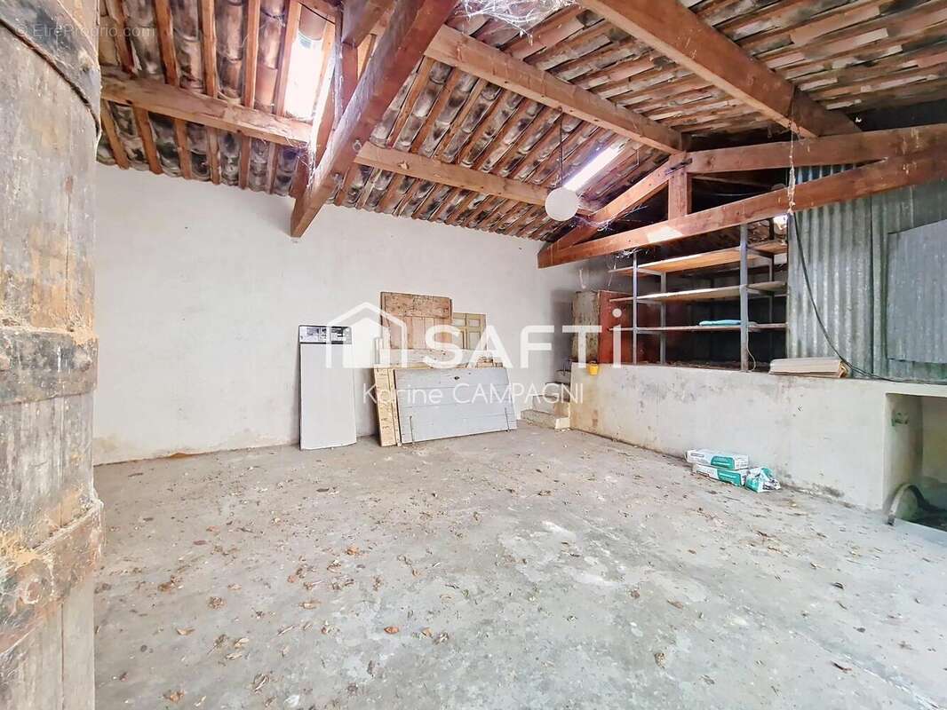 Photo 9 - Maison à ROBION