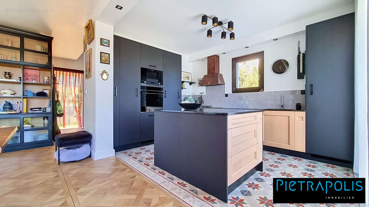 Maison 150 m² à La Boisse  - photo 5