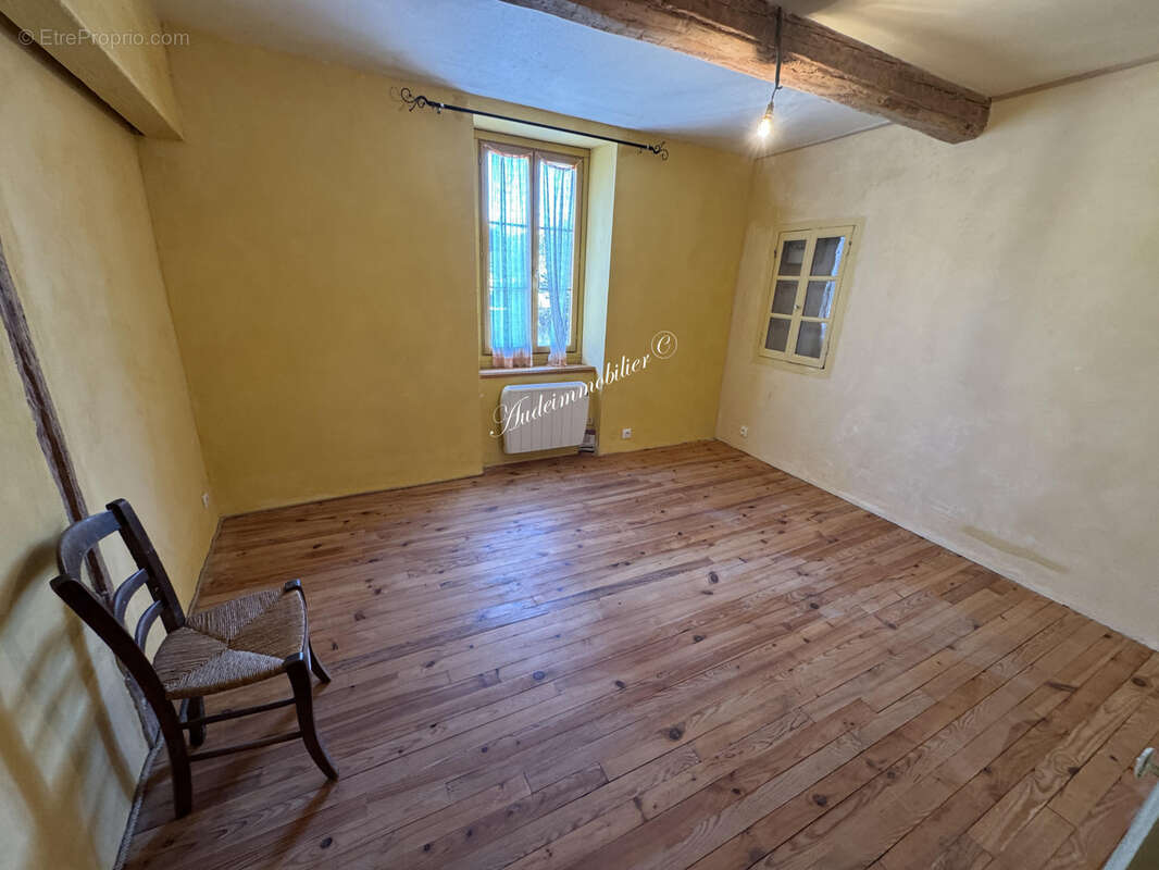 Maison de village avec cave - photo 12
