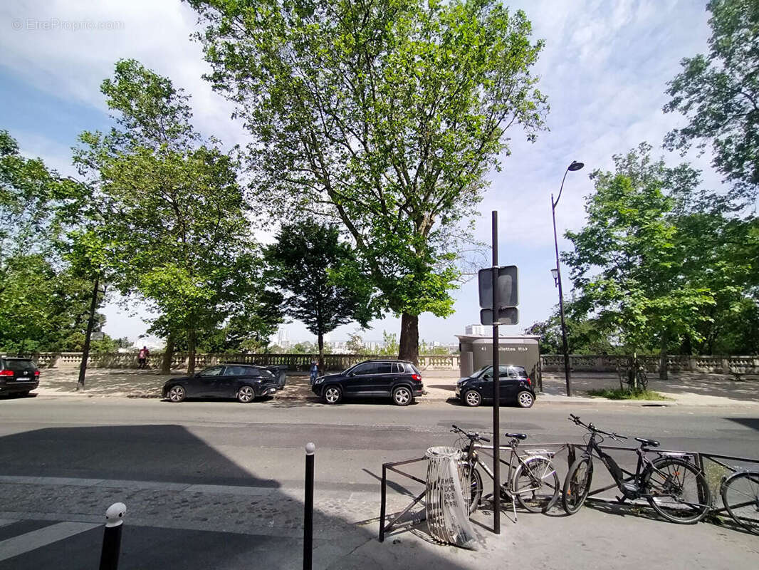Appartement à PARIS-19E