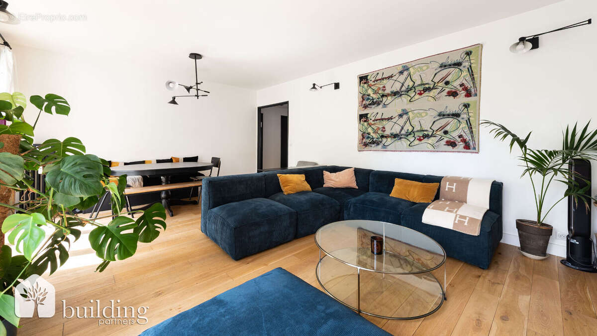 Appartement à NEUILLY-SUR-SEINE