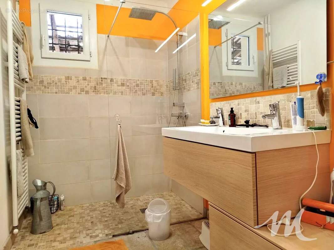 Maison à SAINT-MAXIMIN-LA-SAINTE-BAUME