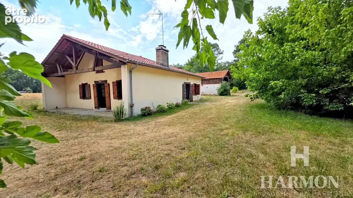 Maison de caractère du XIXe siècle avec dépendances au cœur d’un vaste airial - photo 2