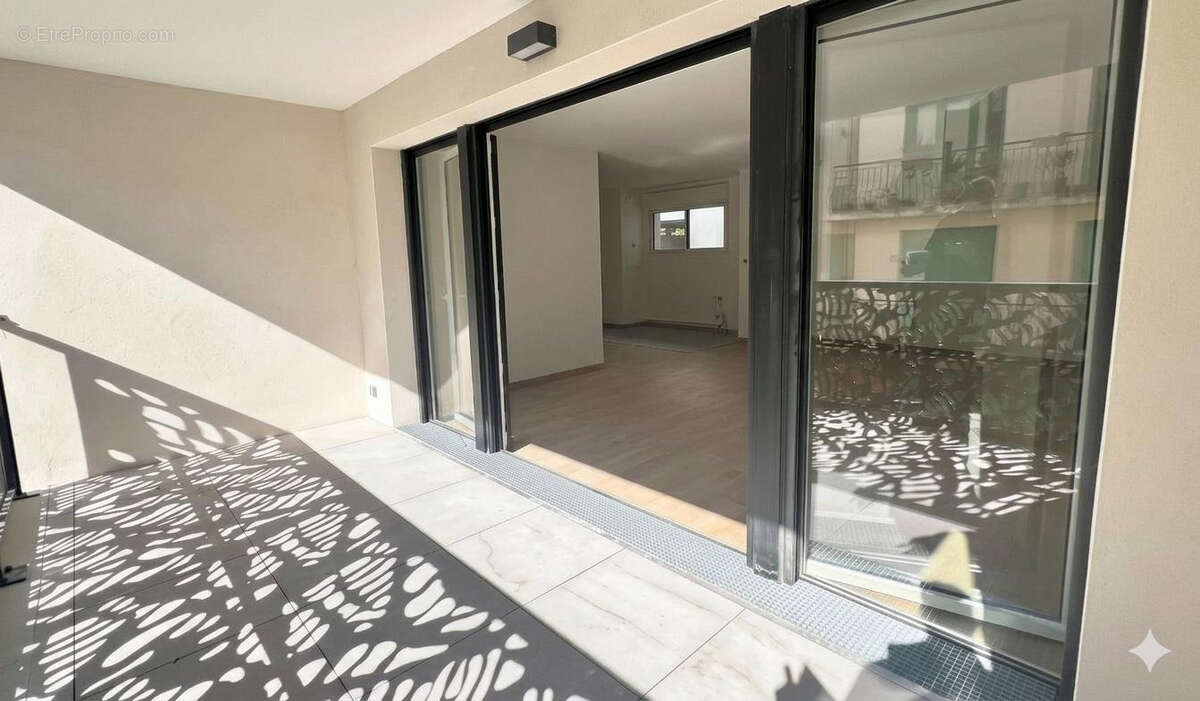 Appartement T4 + Terrasse - Quartier Saint Cyprien - photo 2