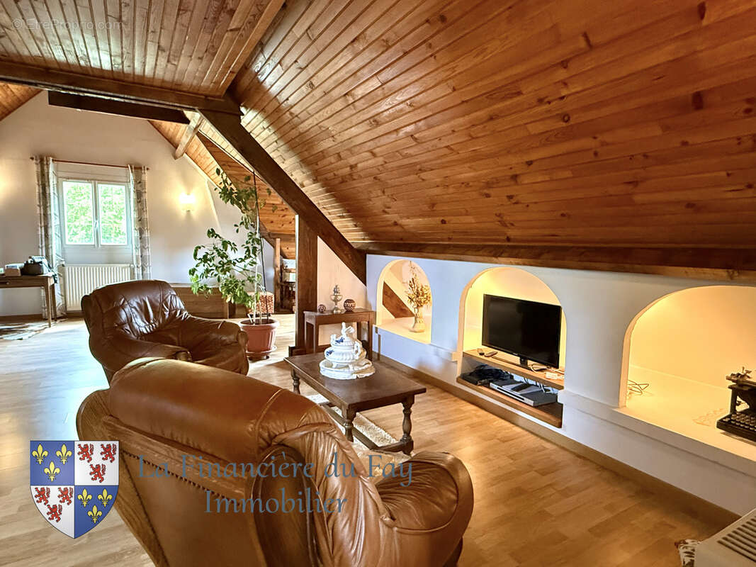 Maison à VILLERS-COTTERETS