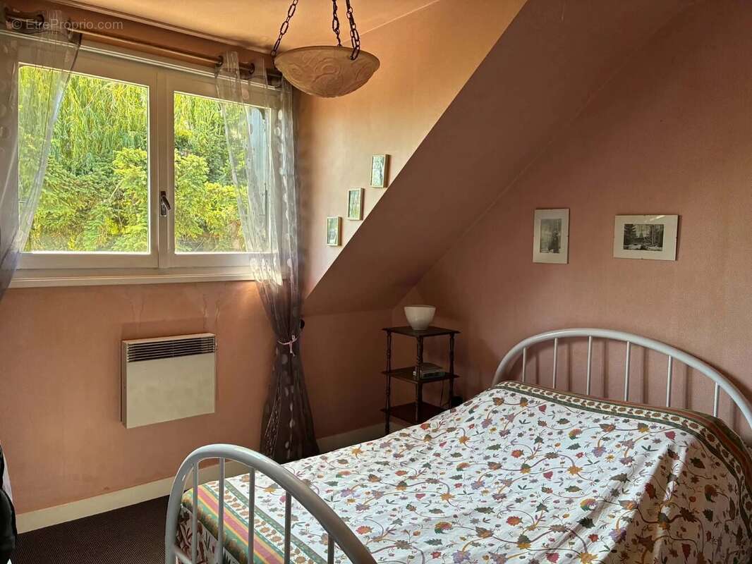 DURTOL – Maison familiale de 143,5 m² avec jardin arboré - photo 10