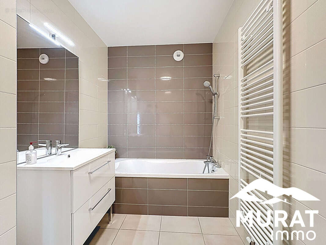 Appartement à CHAMALIERES