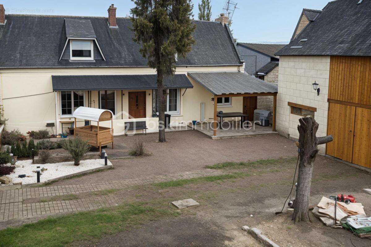 Maison à CHOUZE-SUR-LOIRE