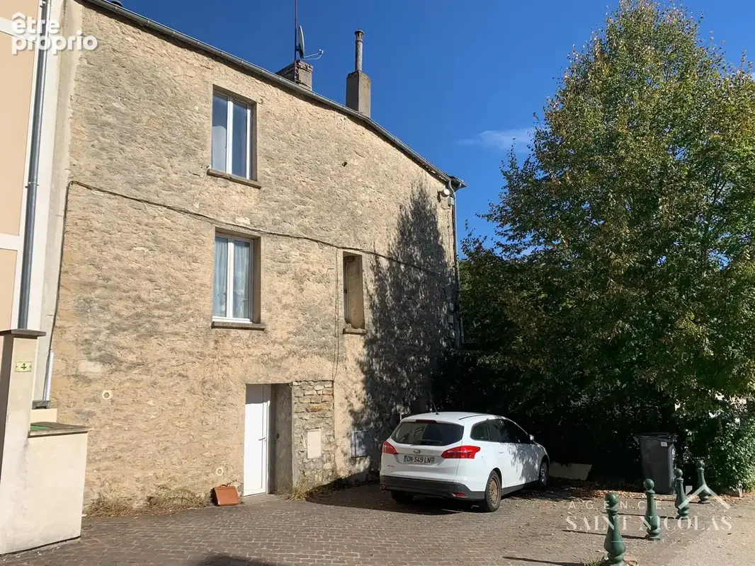 Appartement à SERAINCOURT
