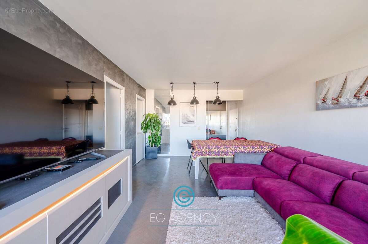 Appartement à MARSEILLE-9E