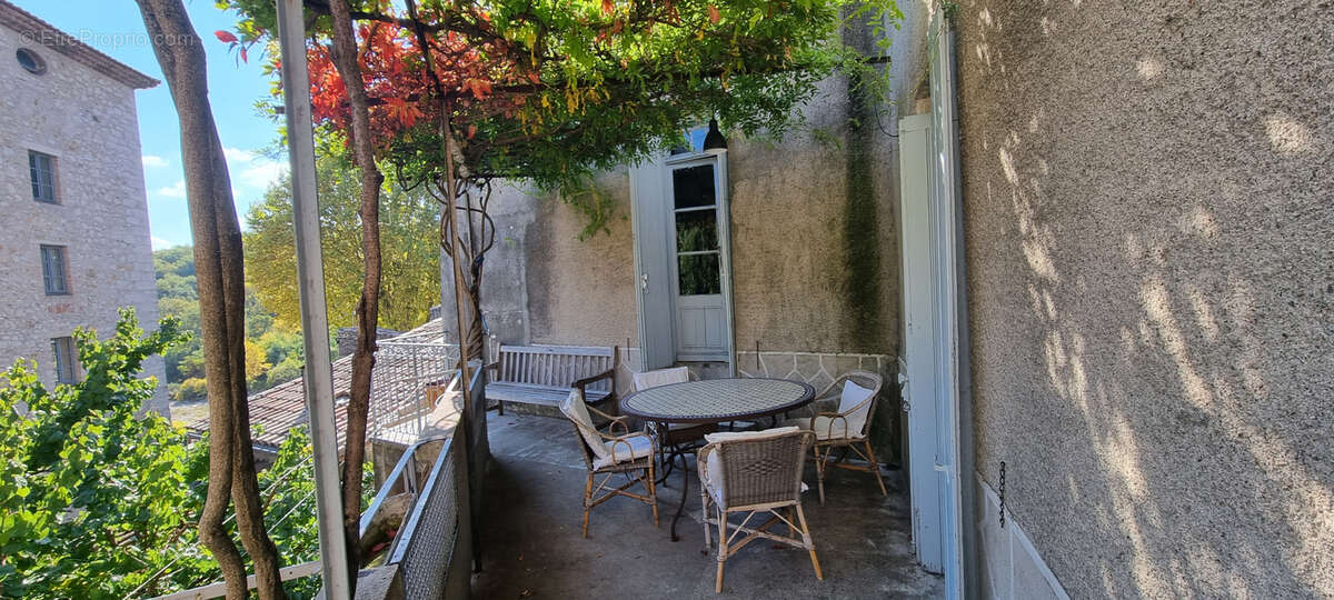 Maison à LAROQUE
