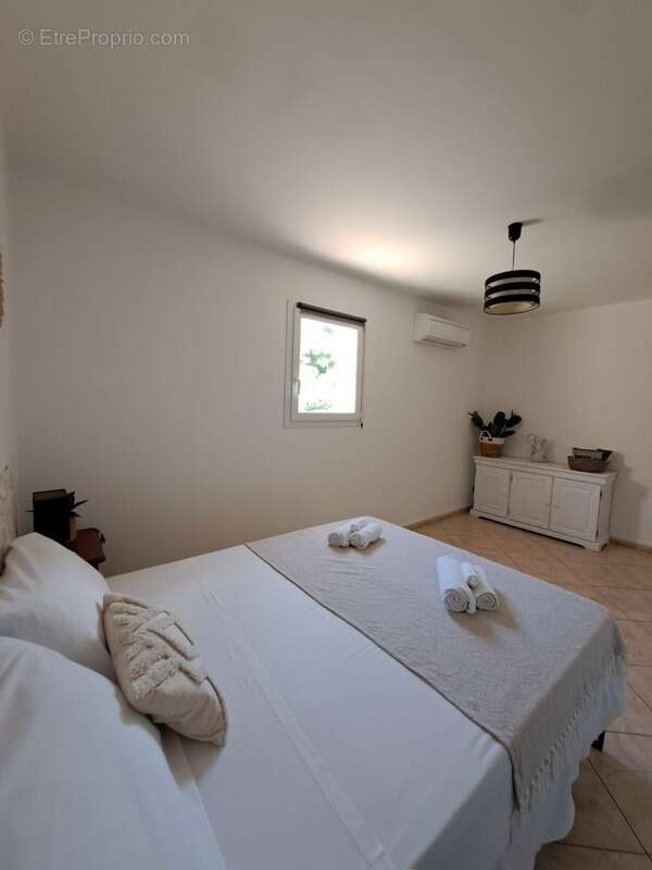 Maison de plain pied 170 m2, 5 chambres, piscine, garage, sans vis-à-vis,  terrain 5540 m2 à SAN NICOLAO, Moriani (HAUTE CORSE) - photo 18
