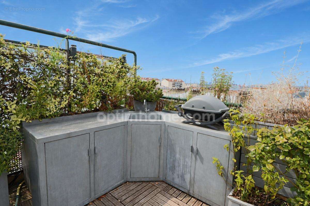 Appartement à vendre 6 pièces Charenton-le-Pont – Métro Valmy – Duplex 171 m² – Dernier étage – Terrasse 100 m² – Vue excepionne - photo 4