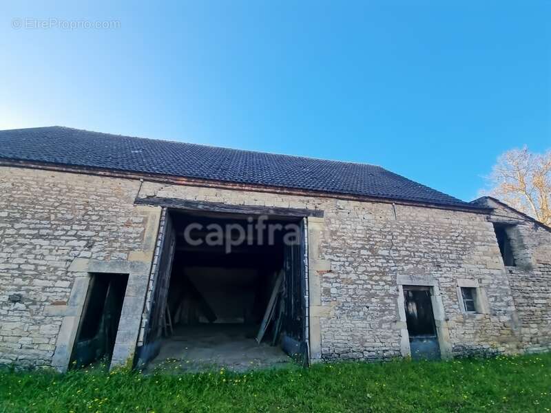 Maison à ALLEREY-SUR-SAONE