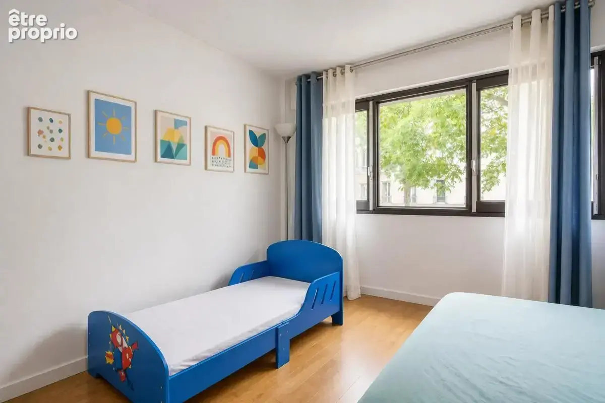Appartement familial de 5 pièces de 105 m² à Paris - photo 9