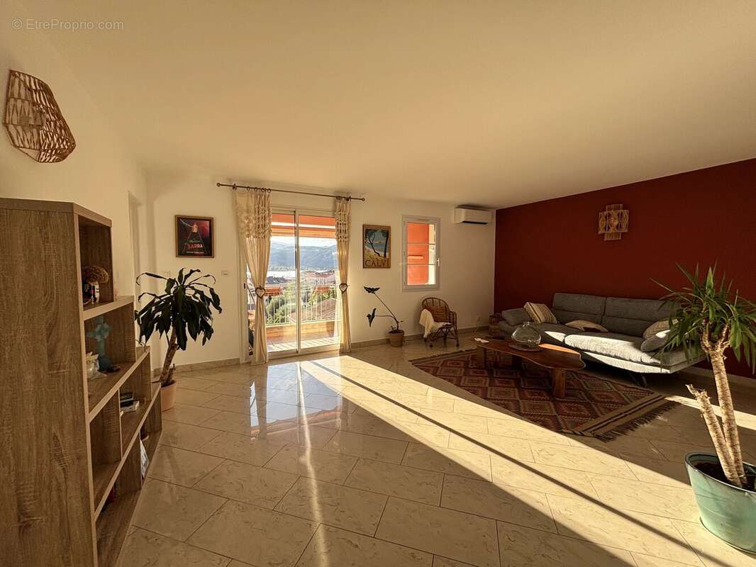 Appartement à SAINT-FLORENT