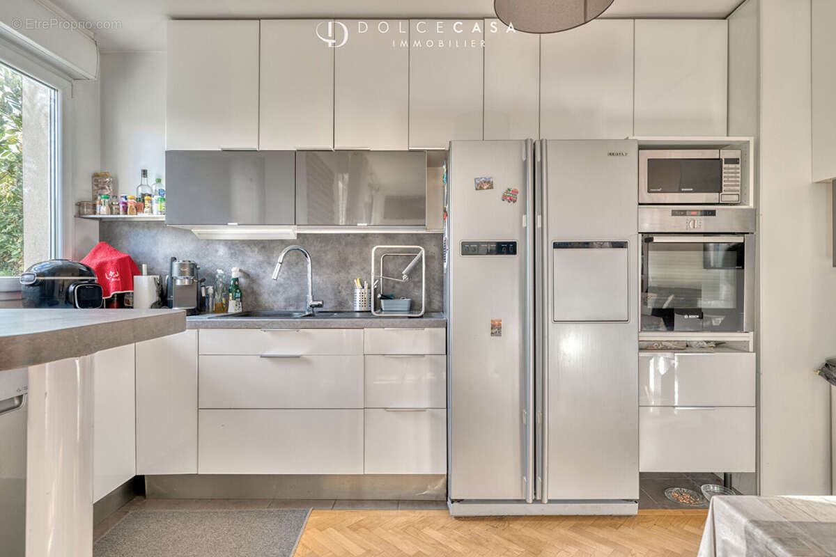 Appartement à LE PERREUX-SUR-MARNE