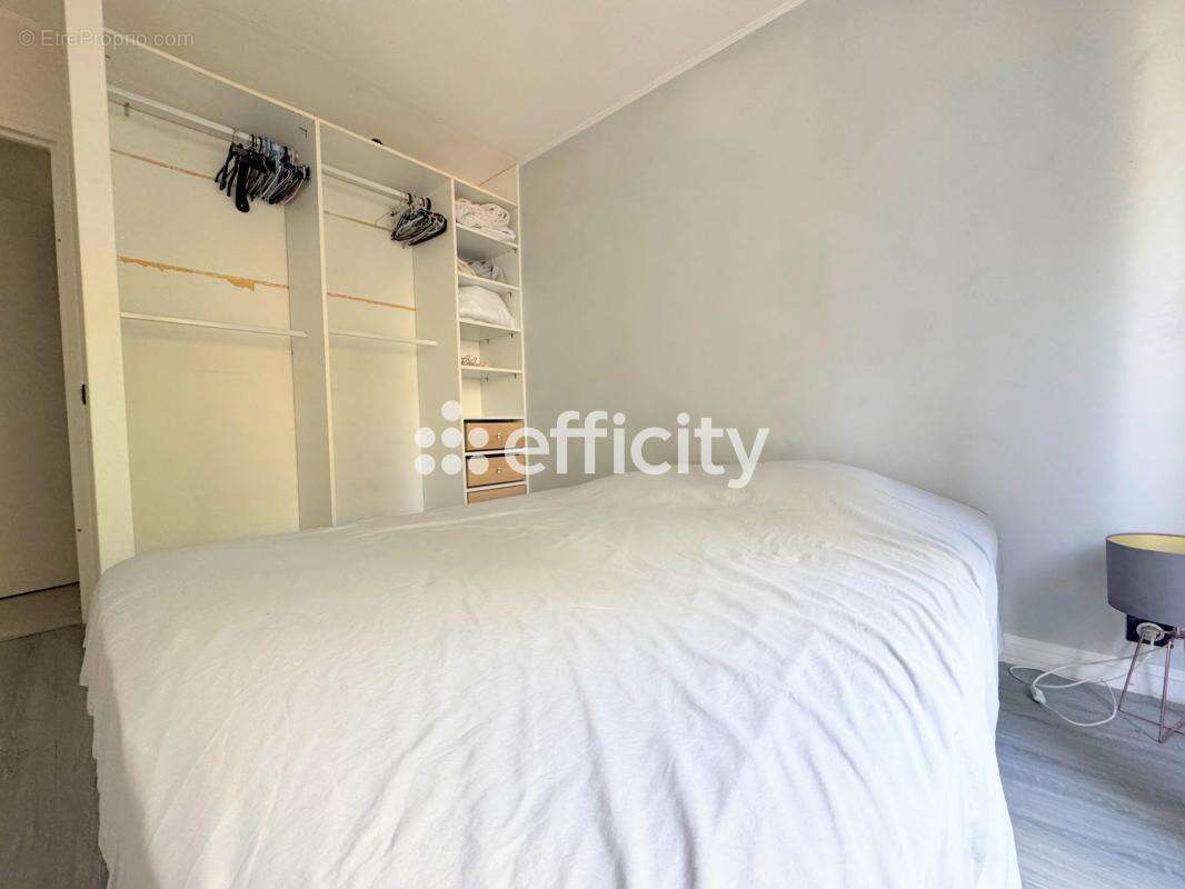 Appartement à TORCY