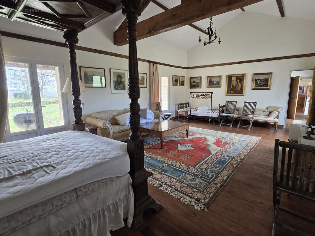 Maison à VILLAMBLARD