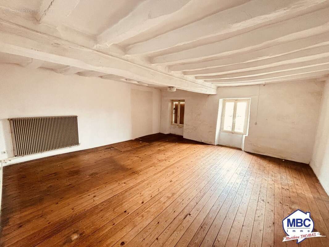 Maison à BEAUPREAU