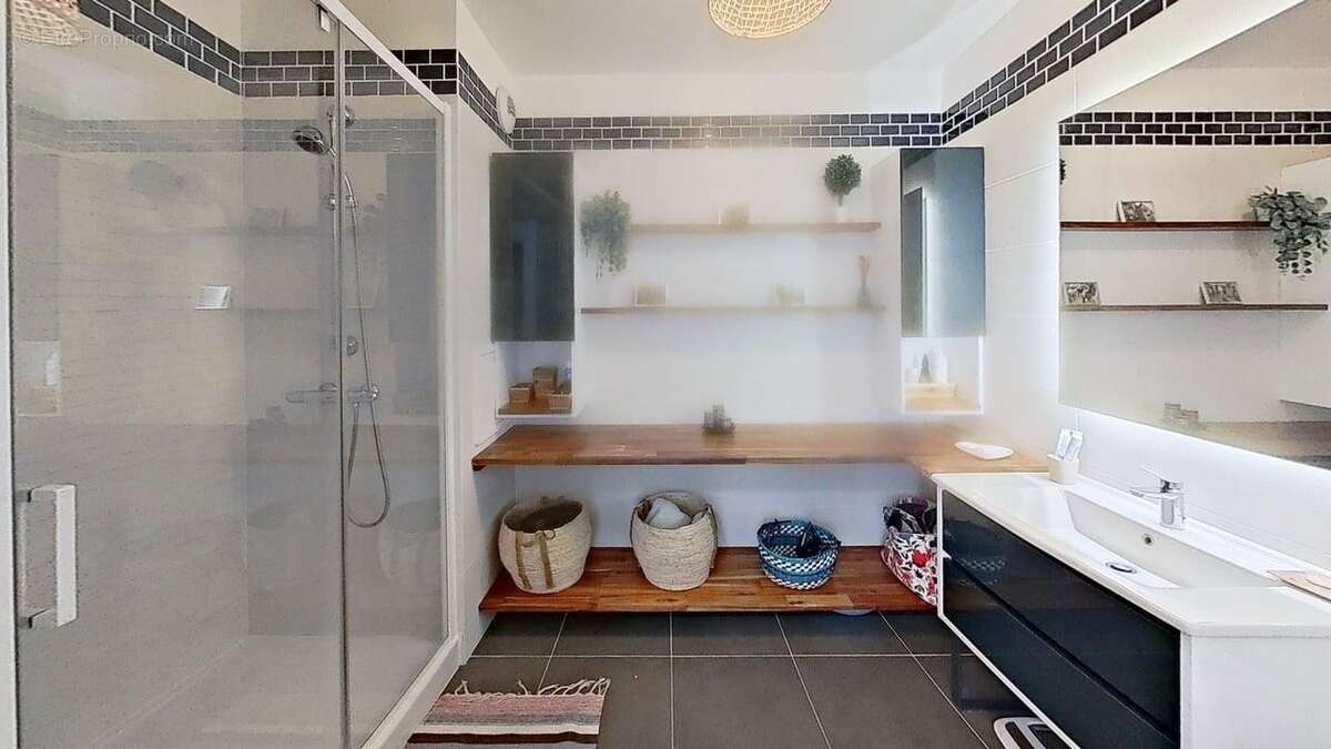 Appartement à NOGENT-SUR-MARNE