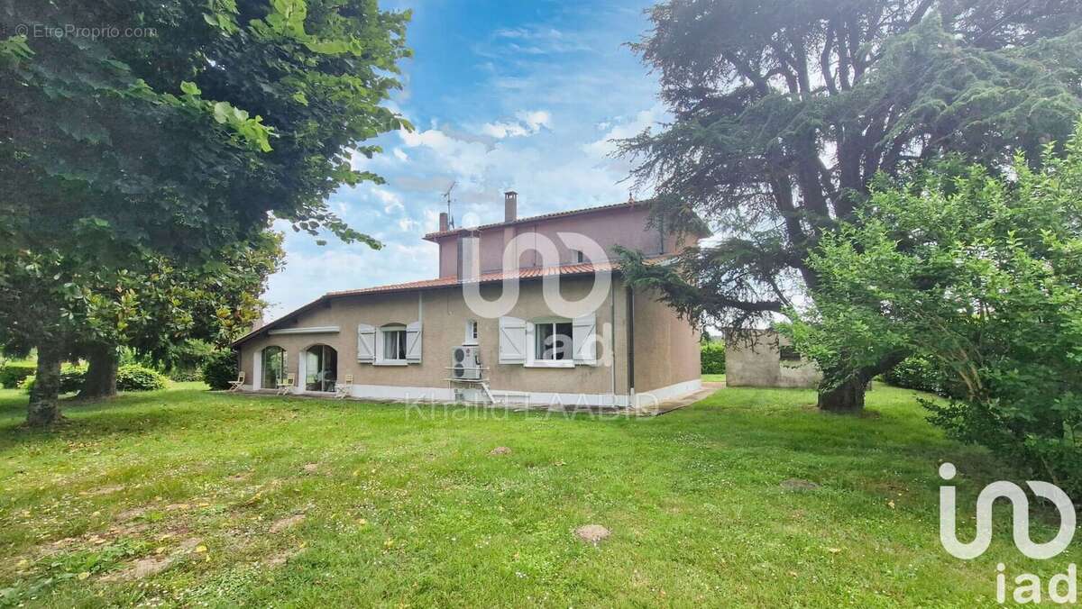 Photo 2 - Maison à REYNIES