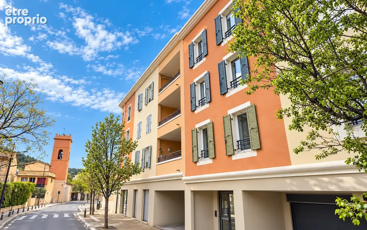 Six-Fours-les-plages - Appartement type 3 de standing avec terrasse & parking - photo 10