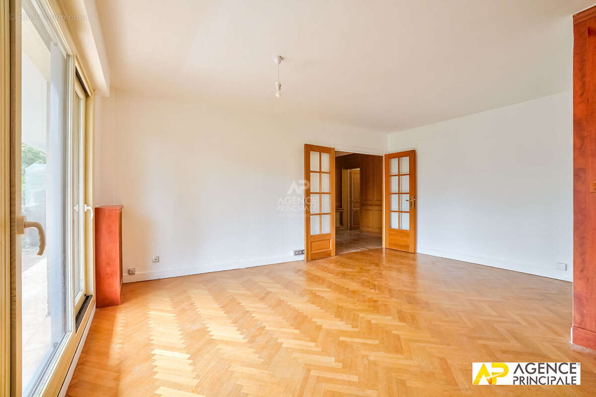 Appartement à MAISONS-LAFFITTE