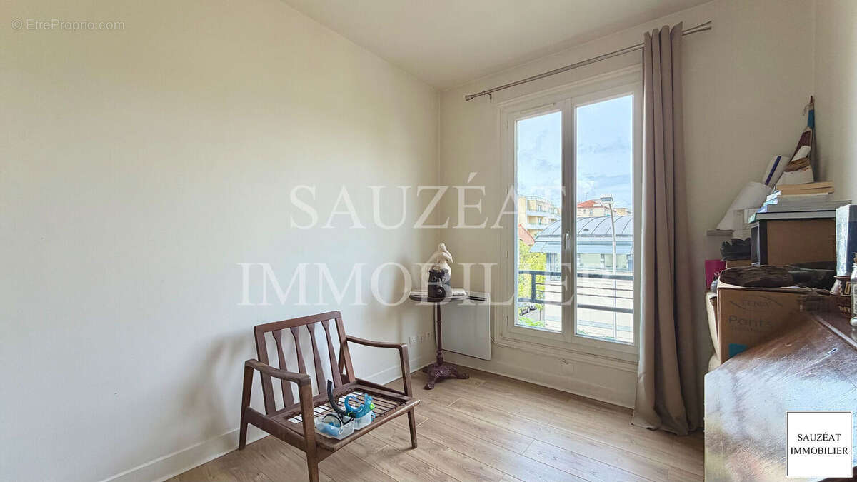 Appartement à MONTROUGE