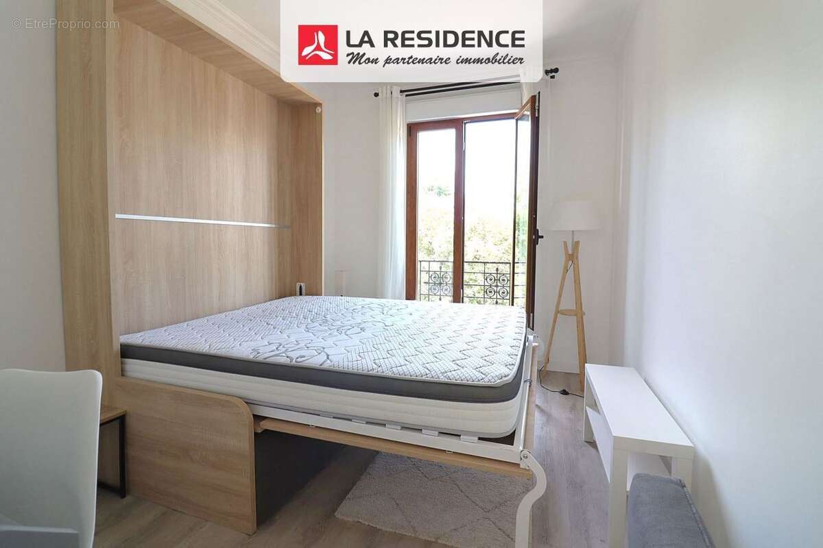 Appartement à VELIZY-VILLACOUBLAY